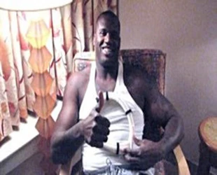 A happy patient receiving PEMF Therapy